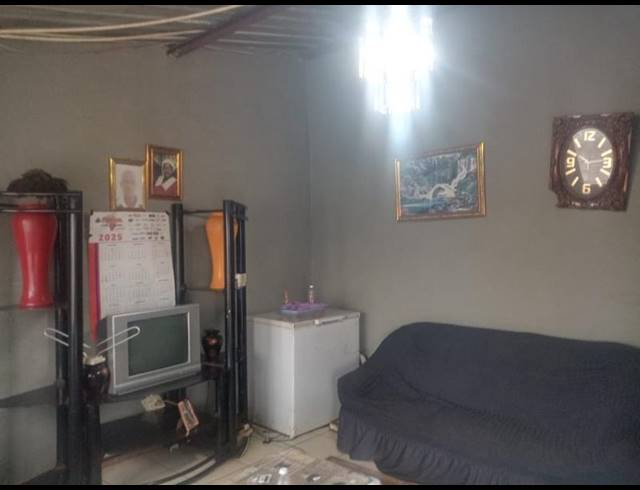 2 BEDROOM HOUSE FOR SALE IN PALM RIDGE